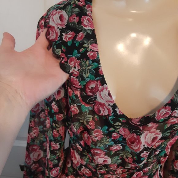 Zara Dark Floral Rose Front Lace Up Corset Top Chiffon Billowing Long Sleeves - Picture 7 of 11